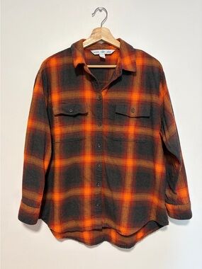 Old Navy Taylor Swift Evermore Boyfriend Plaid Flannel Button Up Shirt Sz Large
